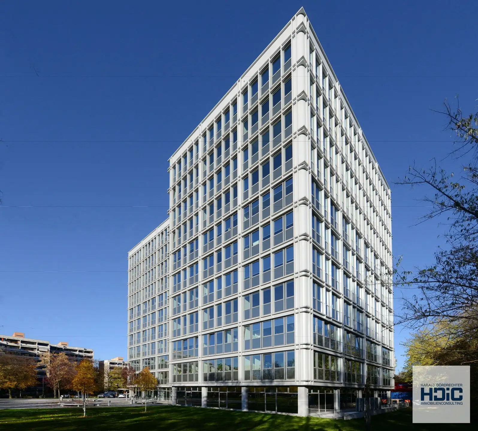 Repräsentative Büroetage im markanten Hochhaus
