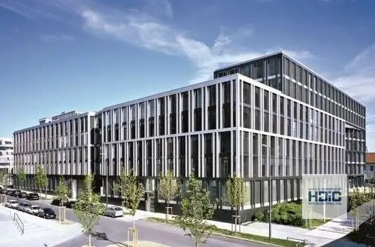 Transparente Architektur mit zertifizierter Nachhaltigkeit
