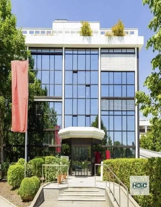 Flexible Gewerbeflächen für Büro, Showroom und Lager