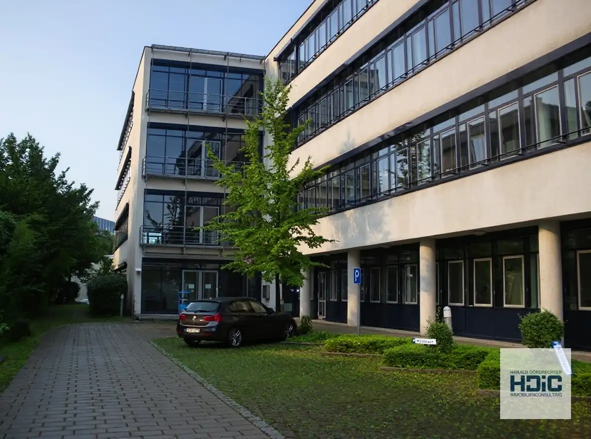 Flexible Erdgeschossfläche in topmodernem Bürogebäude