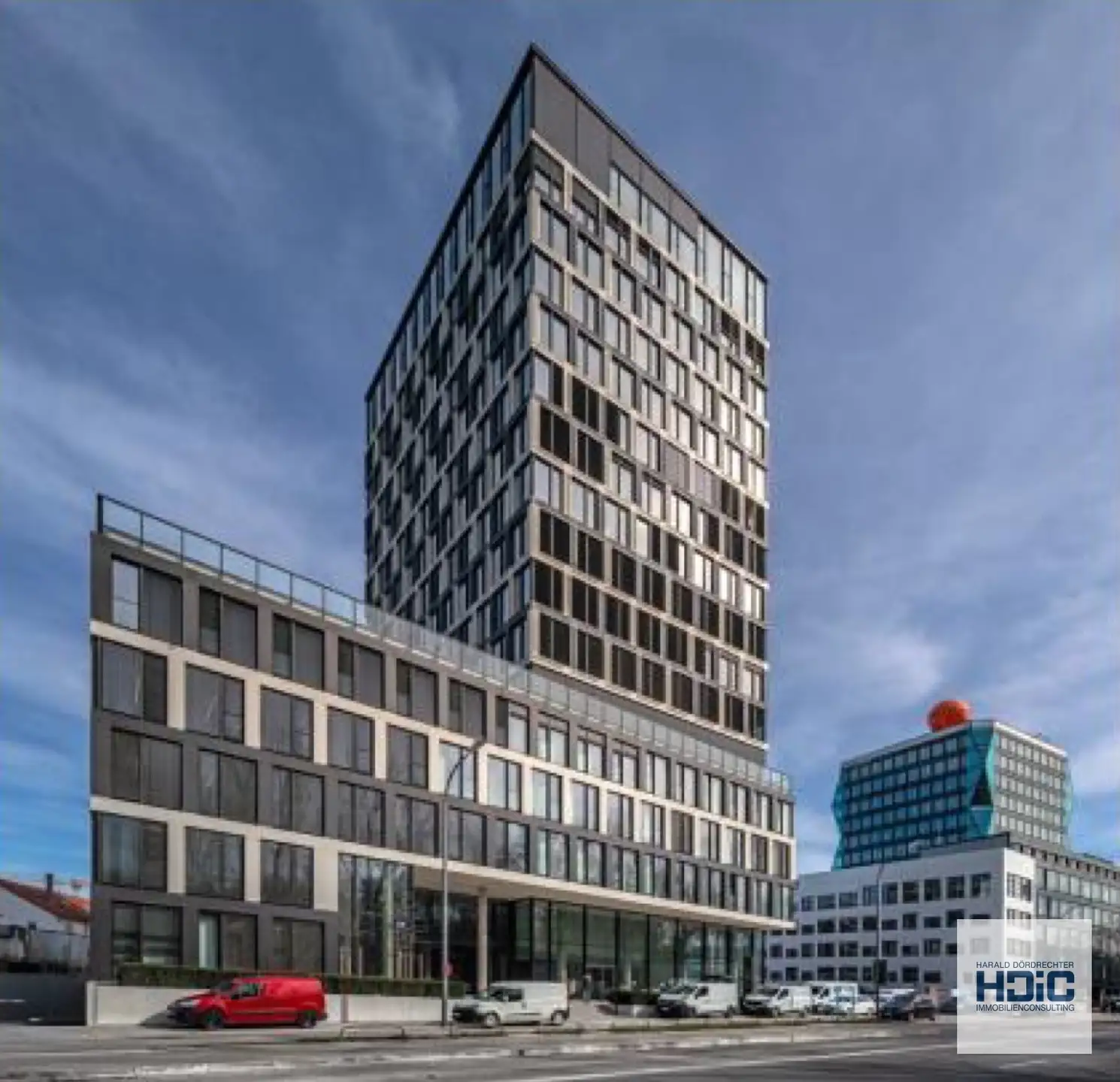 Büroetage mit Weitblick hoch über München